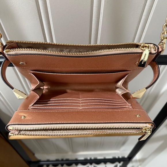 Michael Kors Karla Leather East West Crossbody - Picture 3 of 10